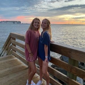 Meet your Posher, Eliza